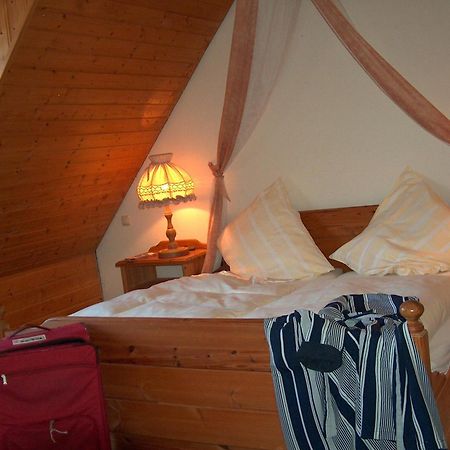 Akzent Hotel Zur Wasserburg - Hotel Garni Bed & Breakfast Harpstedt Ngoại thất bức ảnh