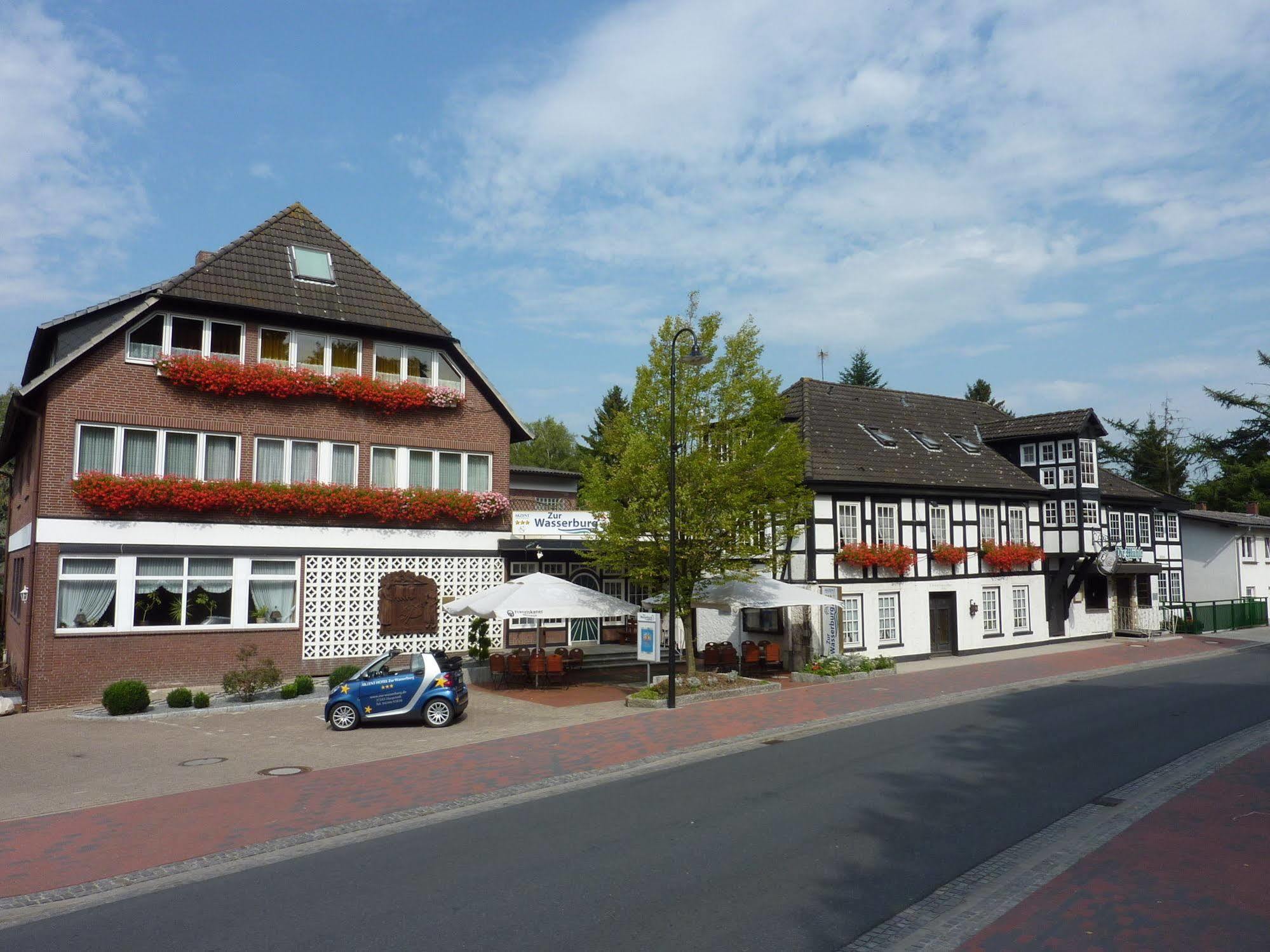 Akzent Hotel Zur Wasserburg - Hotel Garni Bed & Breakfast Harpstedt Ngoại thất bức ảnh